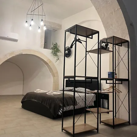 Ermes Ares Συρακούσες