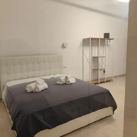 Ermes Ares Apartment Syracuse