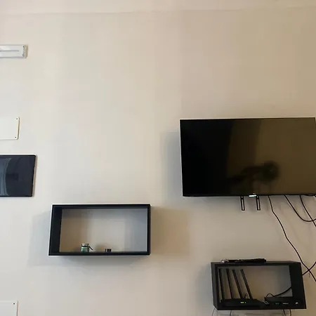 Ermes Ares Apartment Syracuse