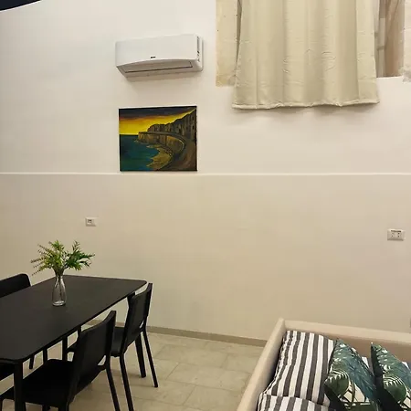 Ermes Ares * Syracuse